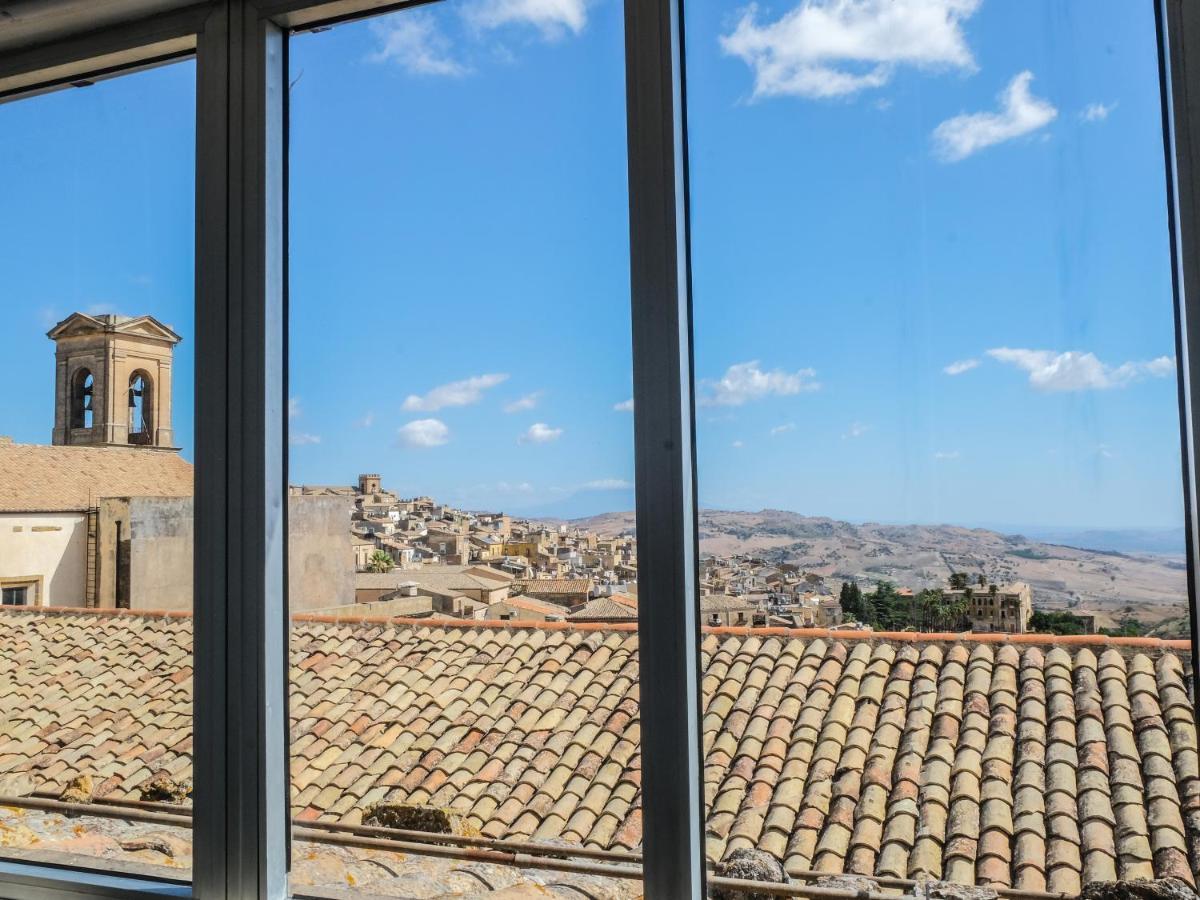 I Colori Della Sicilia Noblesse Apartman Caltagirone Kültér fotó
